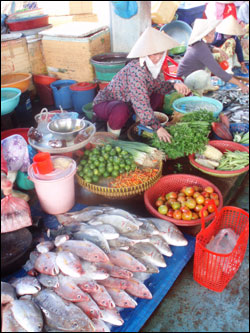 open air market in vietnam