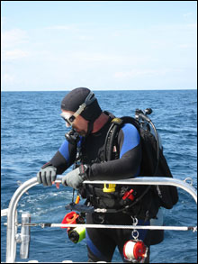 Chris Horrell preparing to dive on the HMT Bedfordshire
