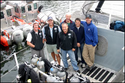 From Left: Volunteer divers Pete Gelbman, Mike Racine, Joe Radosevic (front), Walter Jaccard (rear), and Steve White; and Team Ocean Dive Program Coordinator Mitchell Tartt

