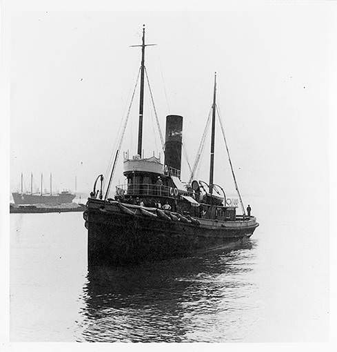 photo of Conestoga as a civilian tug