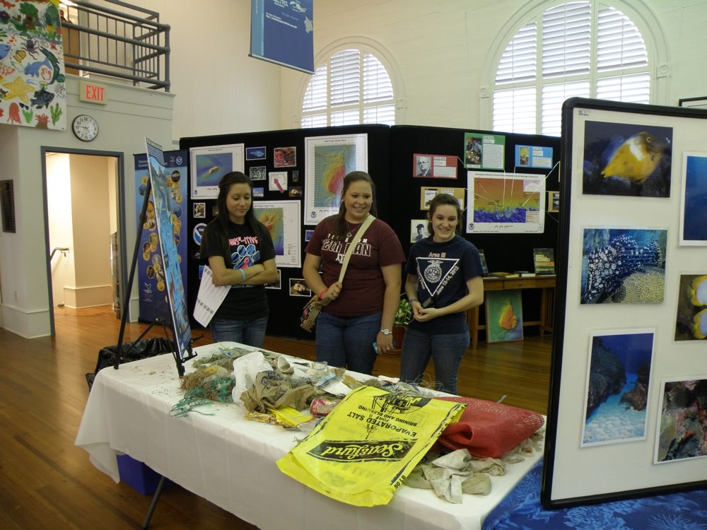 Students explore the issue of marine debris at Flower Garden Banks National Marine Sanctuary