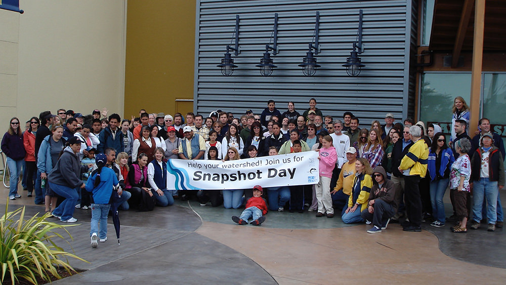 snapshot day volunteers gathered together for a group photo