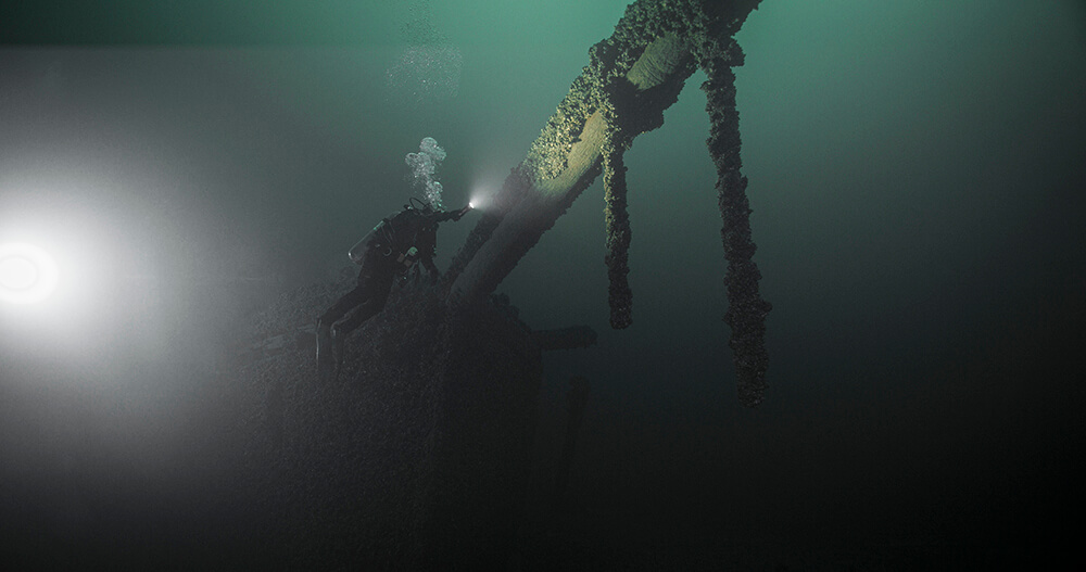 A dive shines a light on a shipwreck