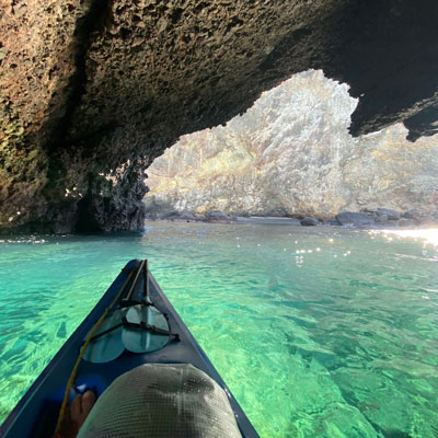 Kayak under arch