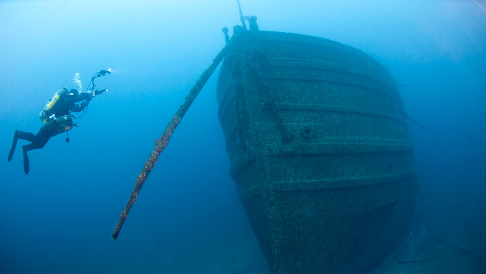 Diving near a shipwreck