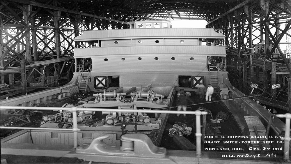 Grant Smith-Porter shipyards, building a hull