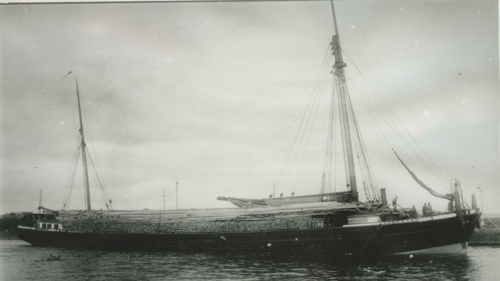 a large wooden sailing ship