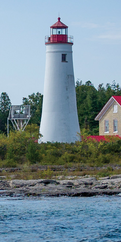 thunder bay island lighthouse