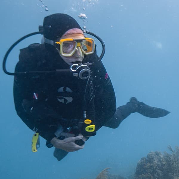sarah fangman diving