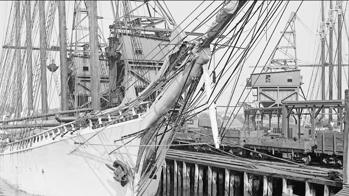 A black-and-white photo of the schooner Paul Palmer before its sinking.