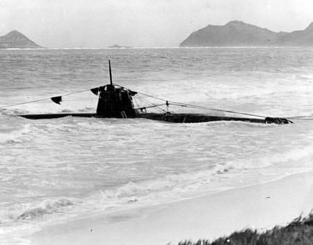 HA-19 ashore off Bellows Field